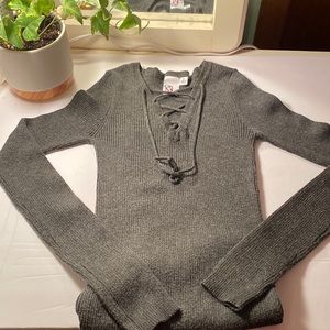 Oh Mg! Gray blouse